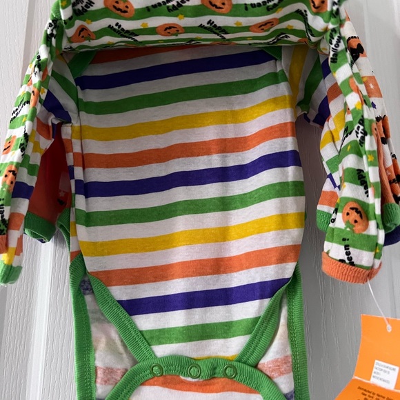 NWT Halloween long sleeve set of 4 by One Potato 2. 💯 % cotton 0-3 - Picture 7 of 11